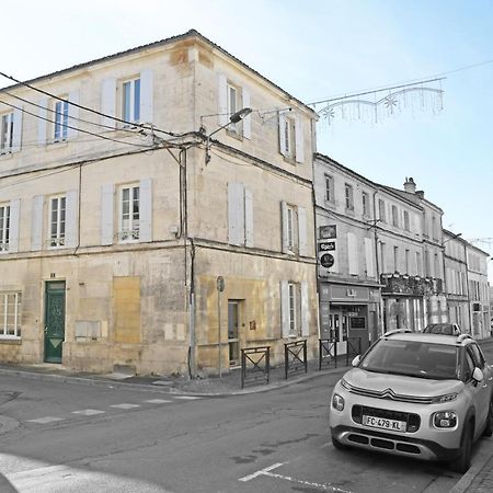 T2 Avec Verriere Situe En Hyper Centre Avec Wifi, Linge, Draps, Savons Et Serviettes Fournis Cognac Exteriör bild