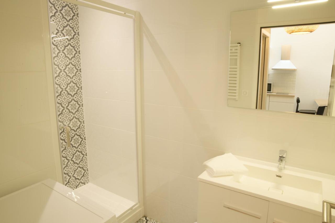 T2 Avec Verriere Situe En Hyper Centre Avec Wifi, Linge, Draps, Savons Et Serviettes Fournis Cognac Exteriör bild