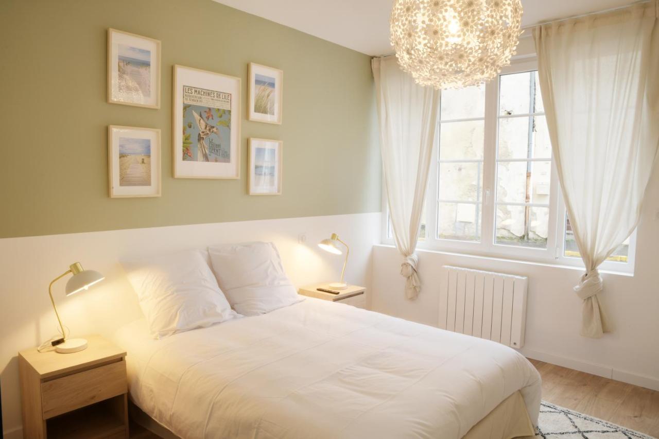 T2 Avec Verriere Situe En Hyper Centre Avec Wifi, Linge, Draps, Savons Et Serviettes Fournis Cognac Exteriör bild