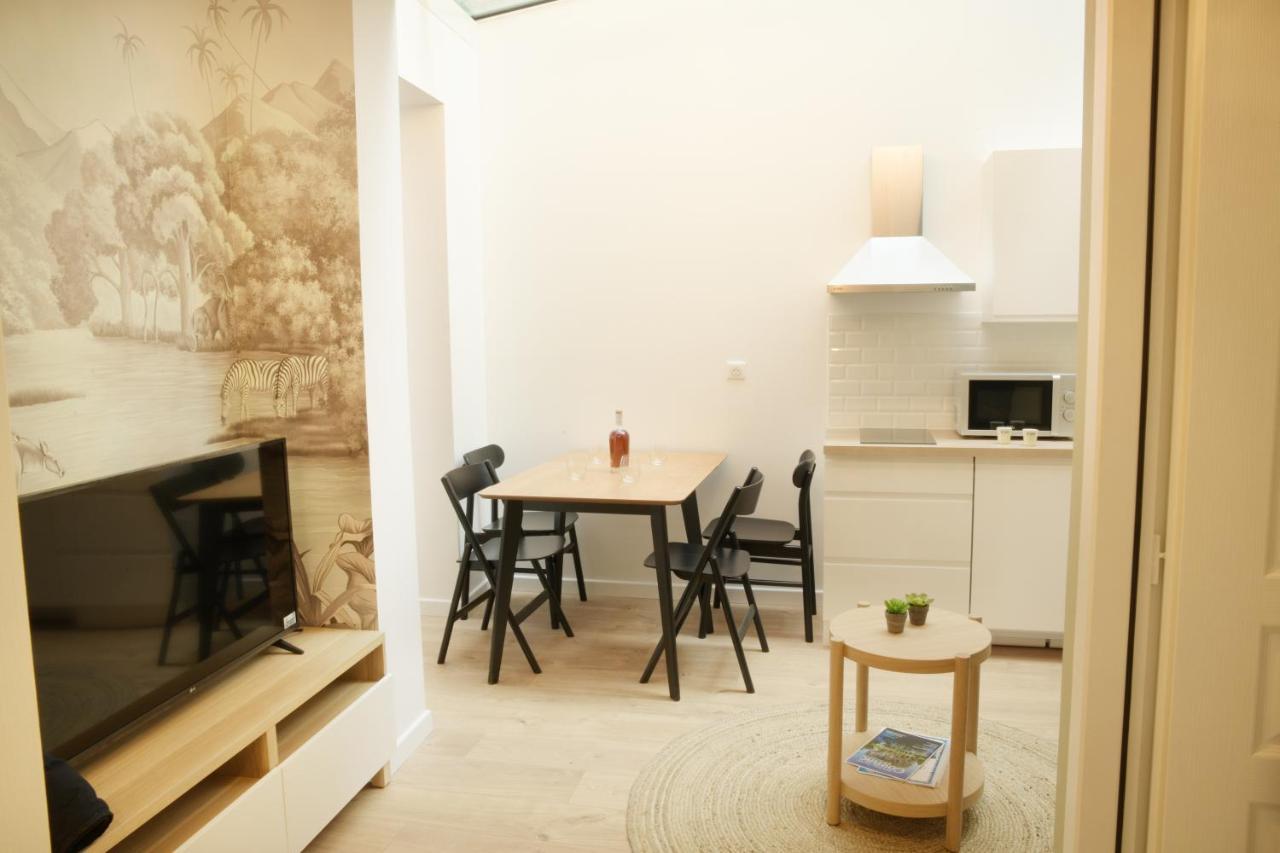T2 Avec Verriere Situe En Hyper Centre Avec Wifi, Linge, Draps, Savons Et Serviettes Fournis Cognac Exteriör bild
